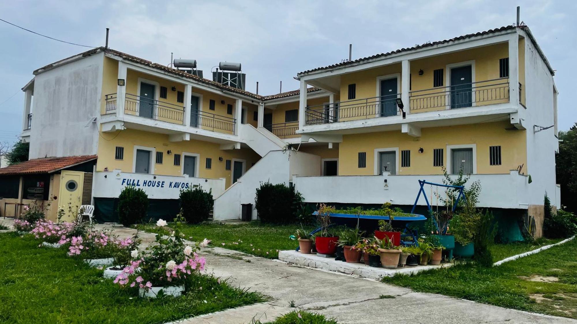Full House Kavos Ξενοδοχείο Εξωτερικό φωτογραφία